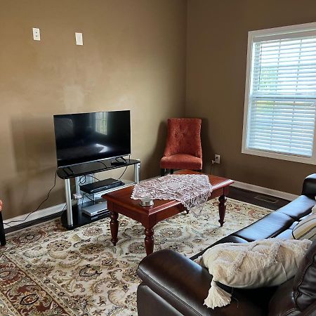 Five Stars Luxury Home Clarksville Eksteriør billede