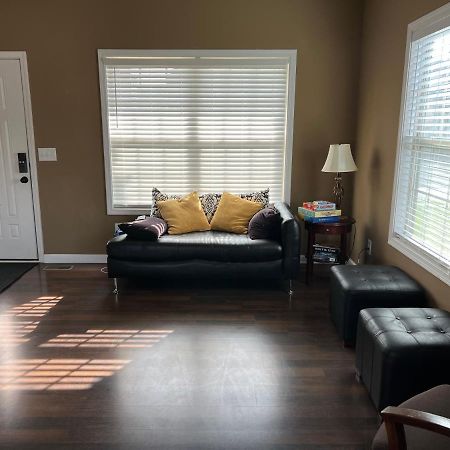 Five Stars Luxury Home Clarksville Eksteriør billede