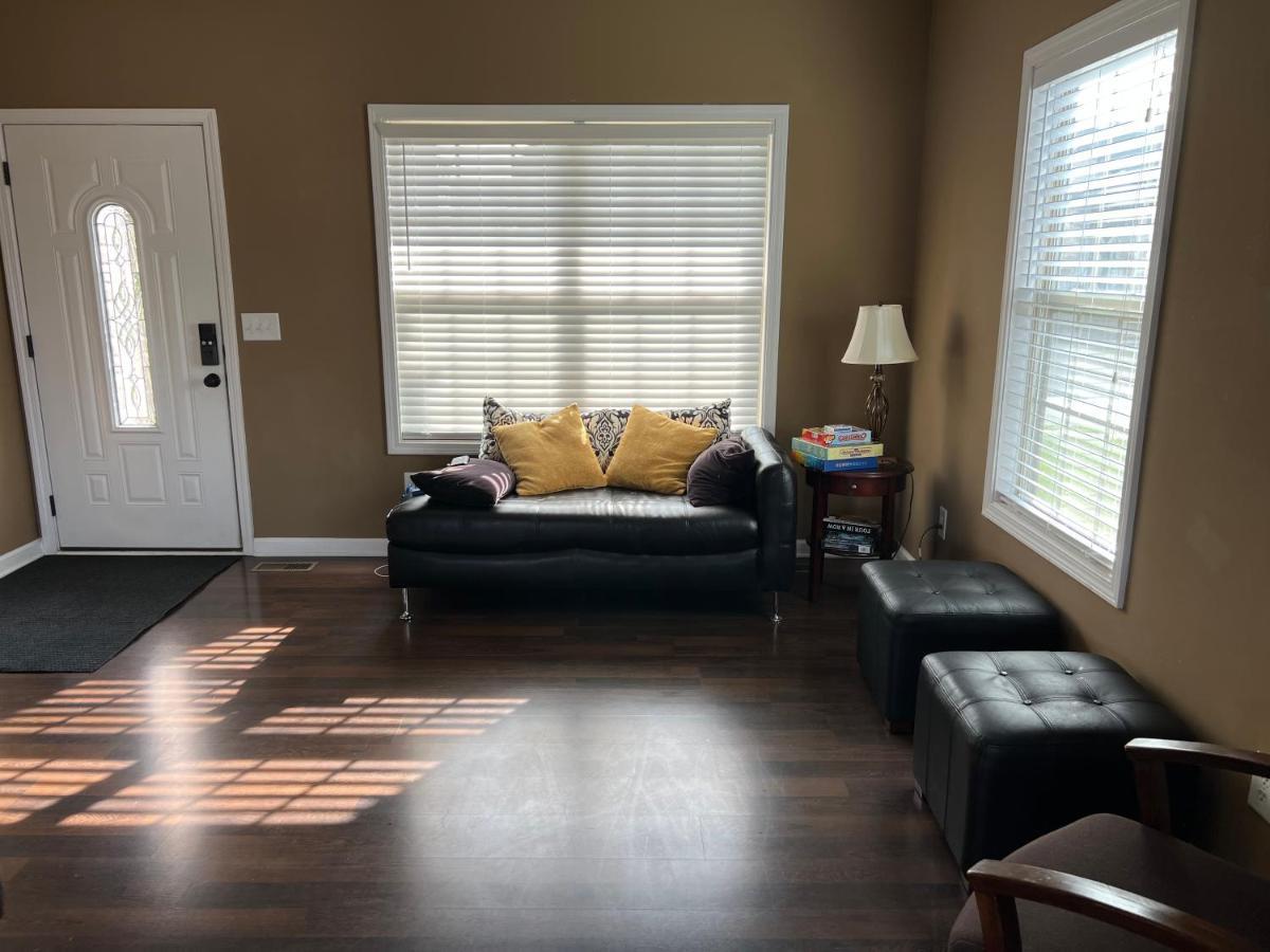 Five Stars Luxury Home Clarksville Eksteriør billede